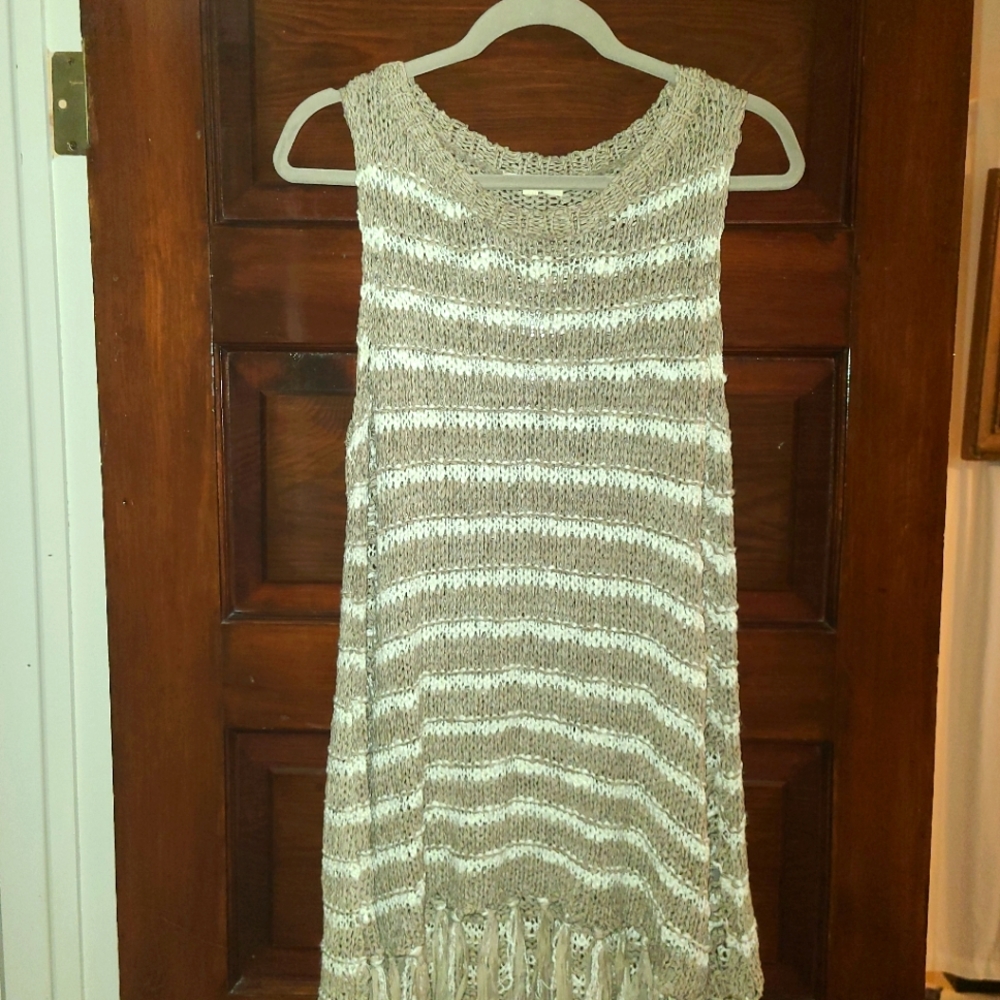 Boho sleeveless sweater